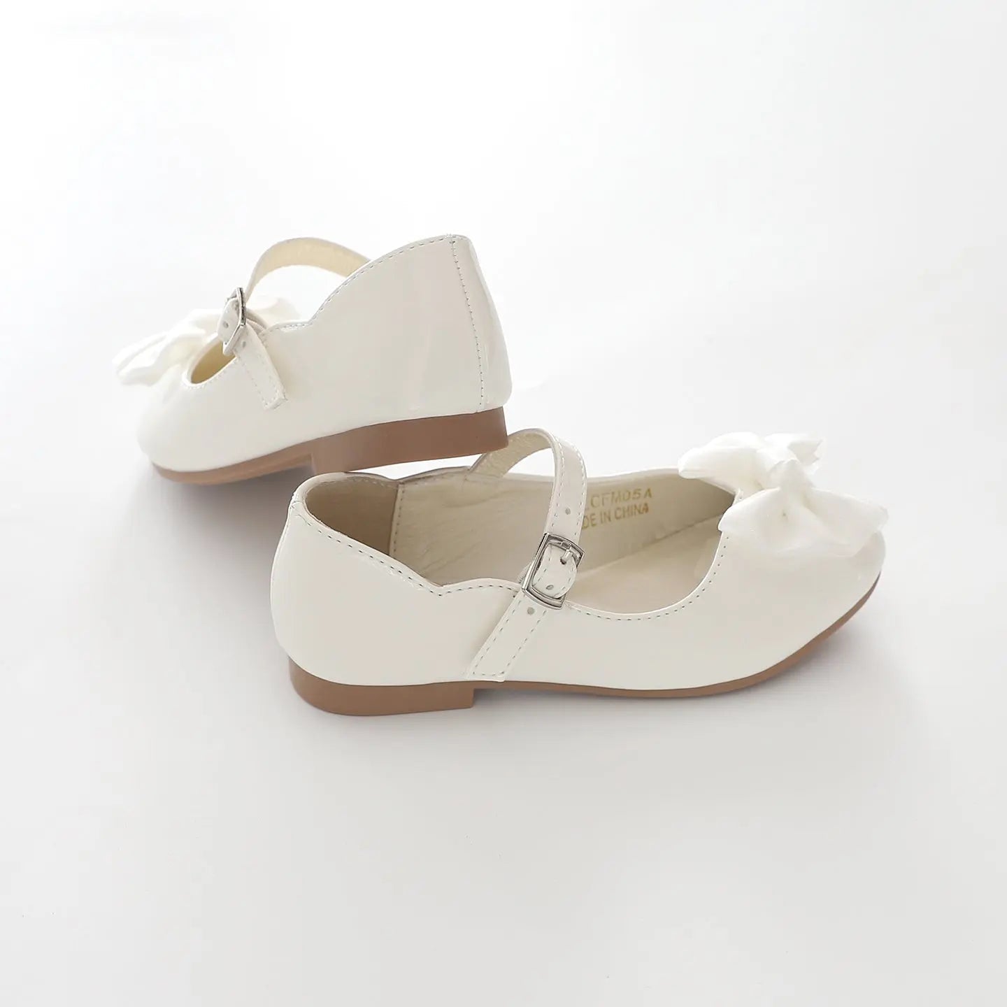 Girl's Patent Ivory Shoes